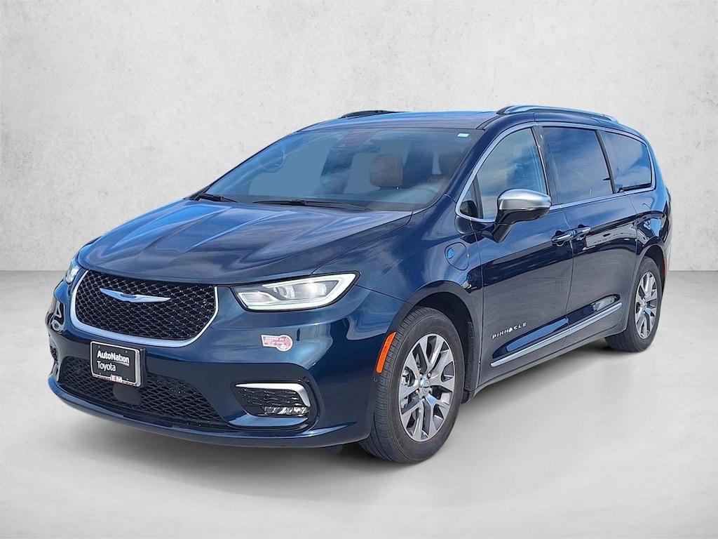 Used 2023 Chrysler Pacifica Plug-In Hybrid Pinnacle Van Passenger Van