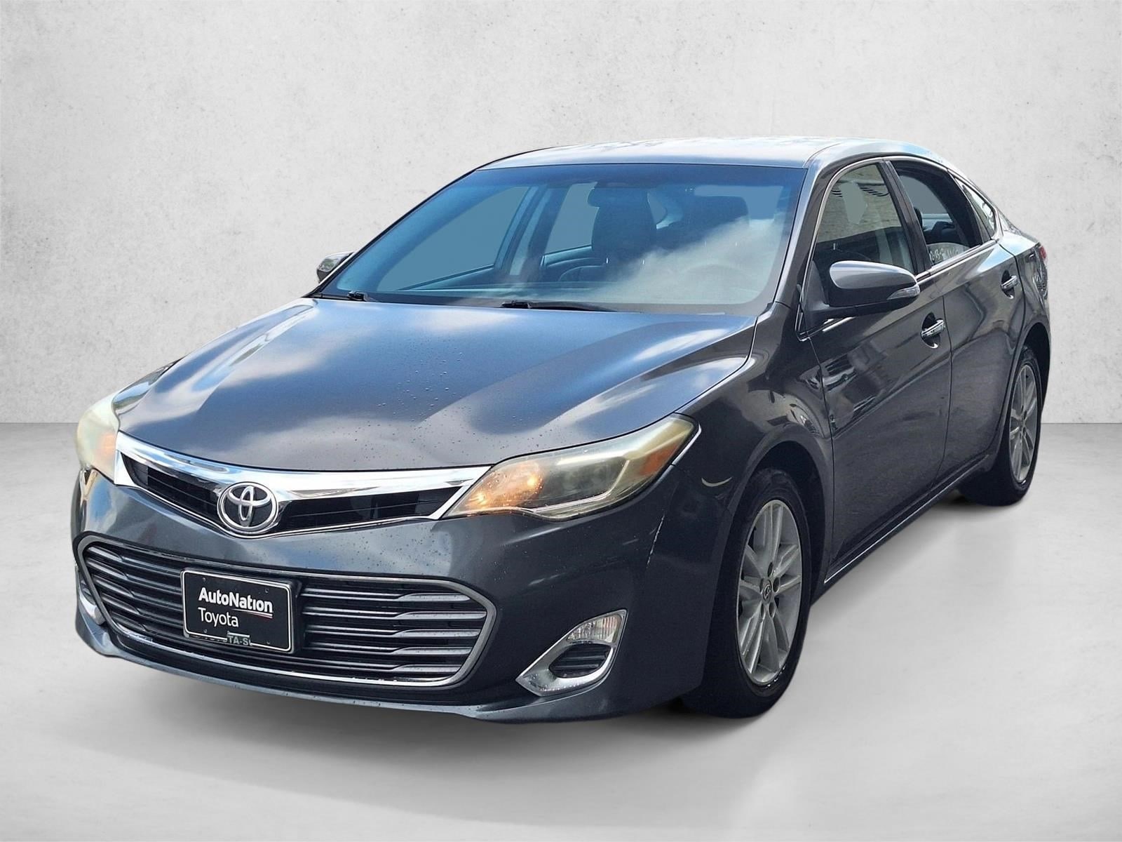 2013 Toyota Avalon XLE