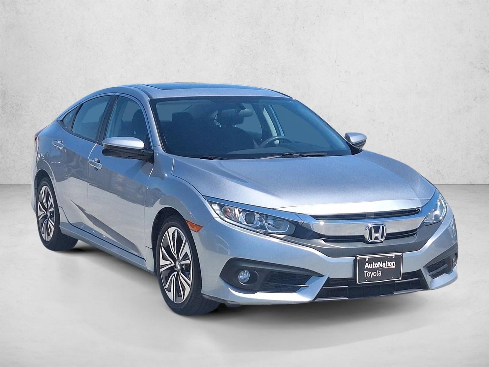 2016 Honda Civic EX-T photo 3