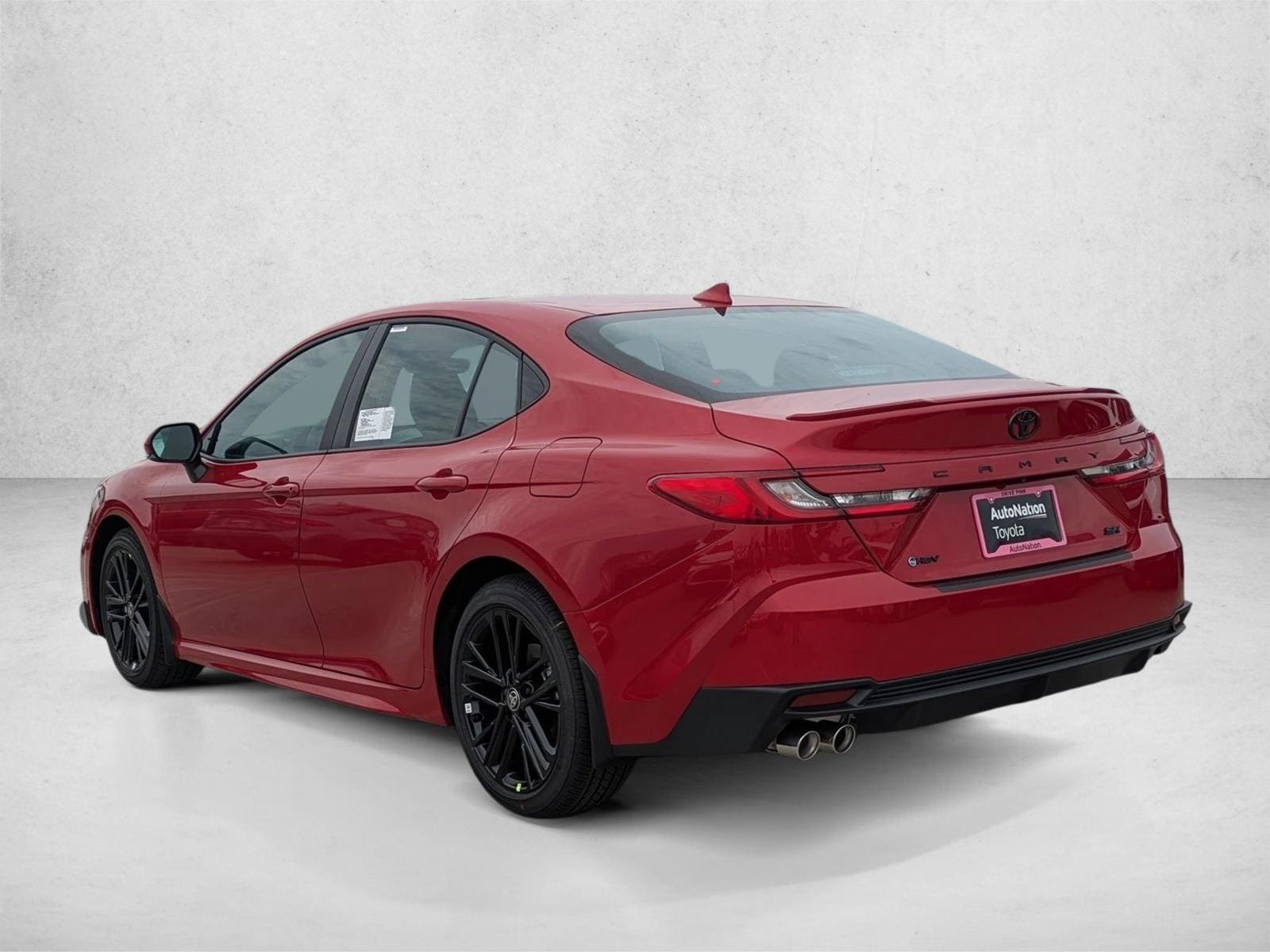 2025 Toyota Camry SE - Photo 9