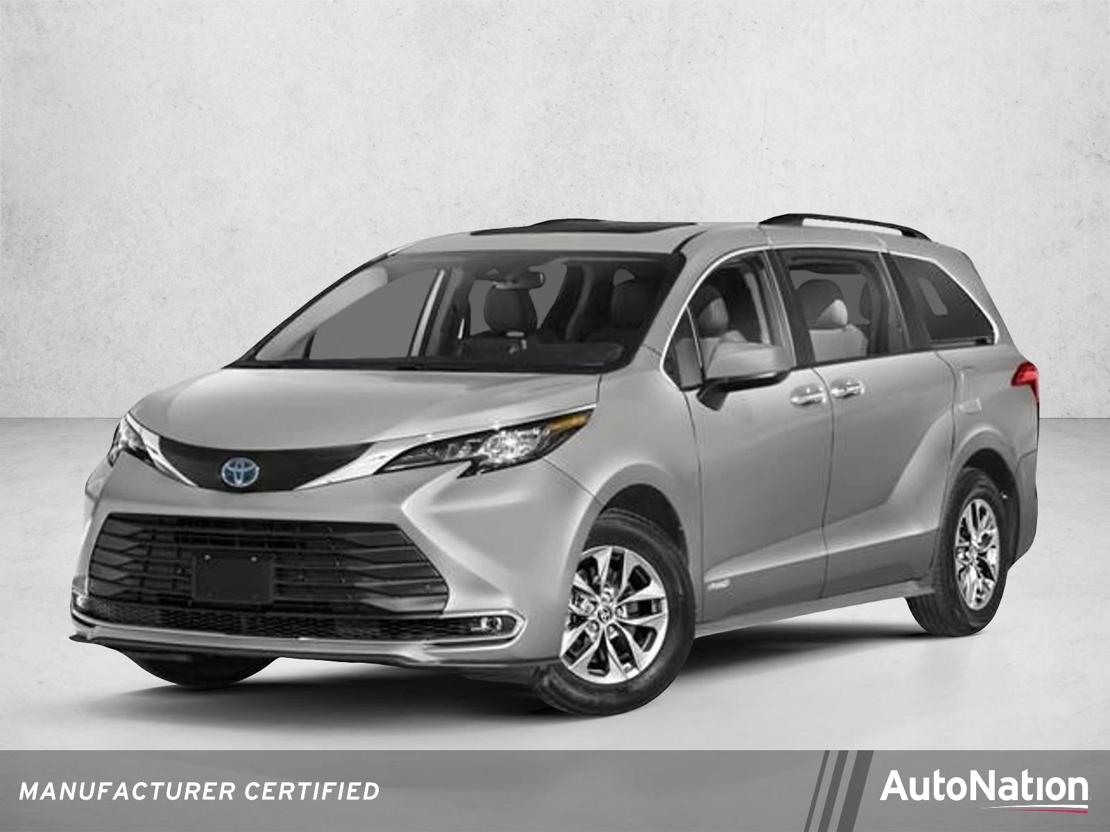 2022 Toyota Sienna XLE 7-Passenger Hybrid FWD's photo