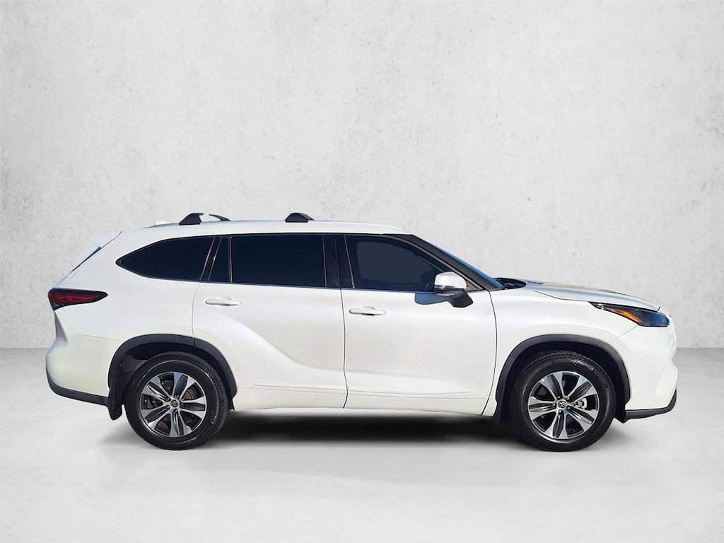 Certified 2022 Toyota Highlander XLE SUV