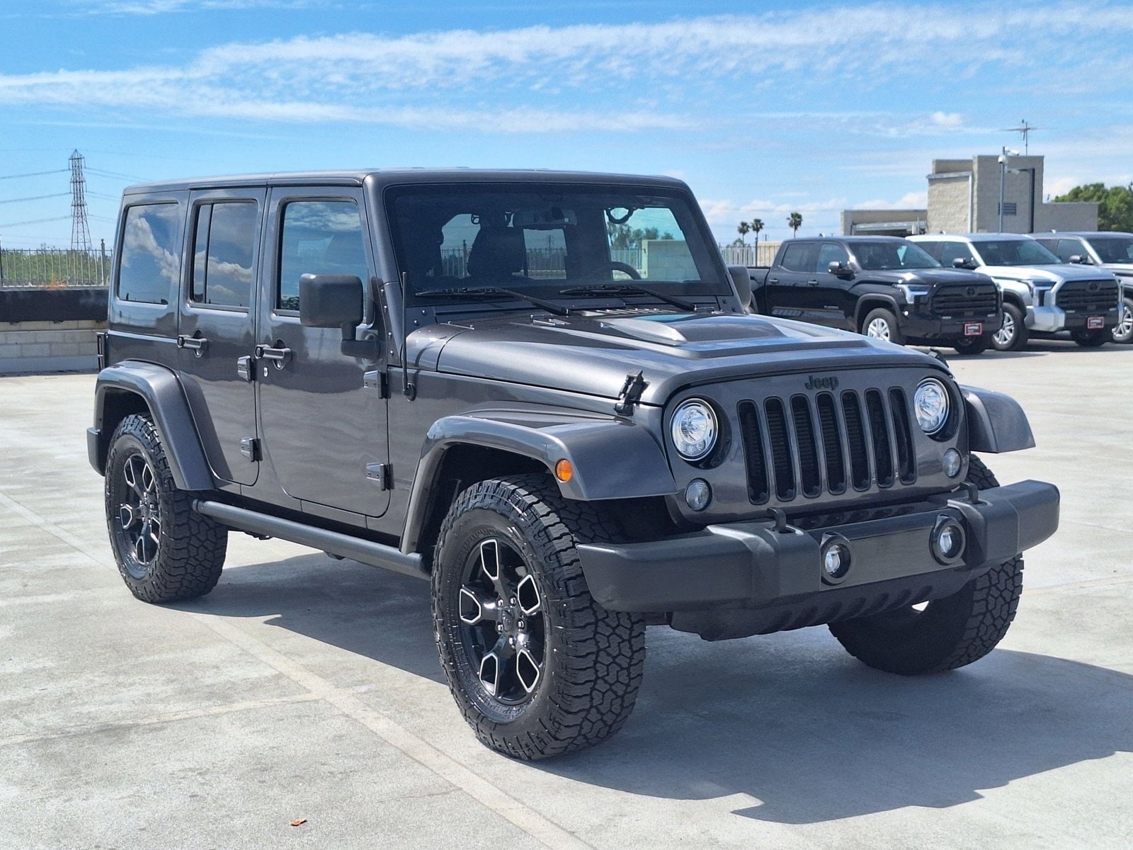 2018 Jeep Wrangler JK Unlimited Sahara 4x4 photo 3