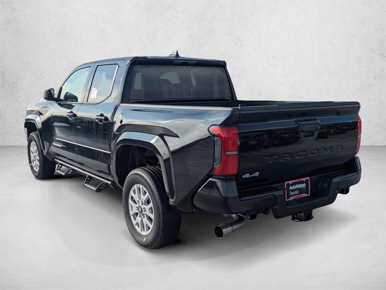 2026 Toyota Tacoma SR5 - Photo 8