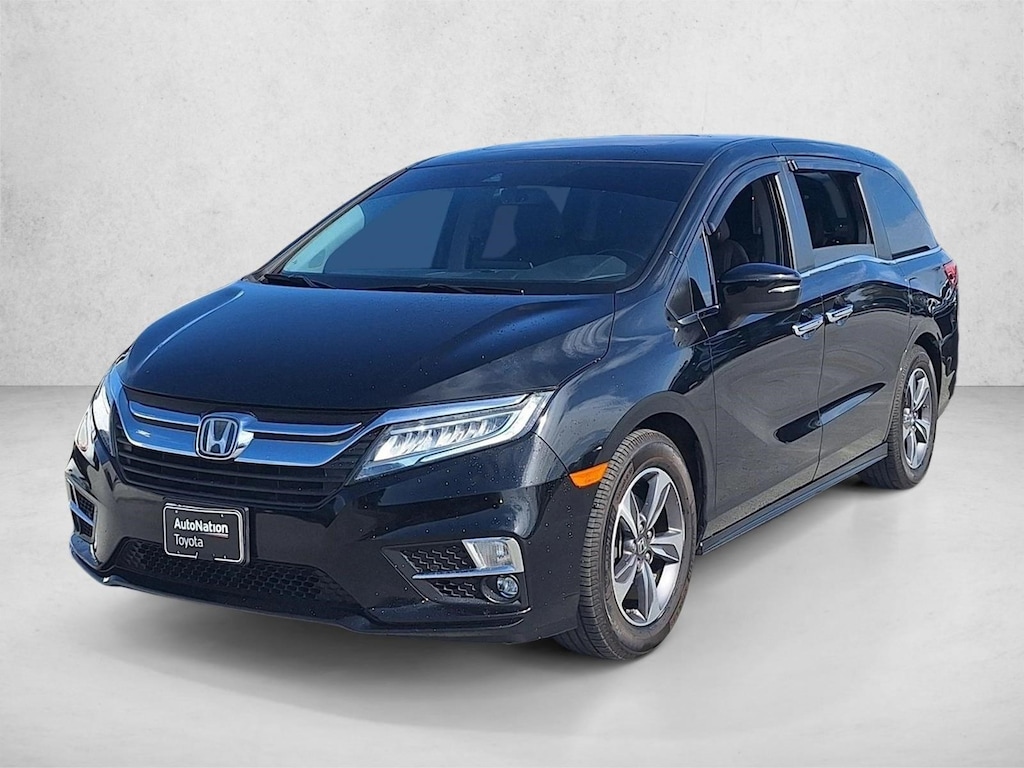 Used 2018 Honda Odyssey Touring Van