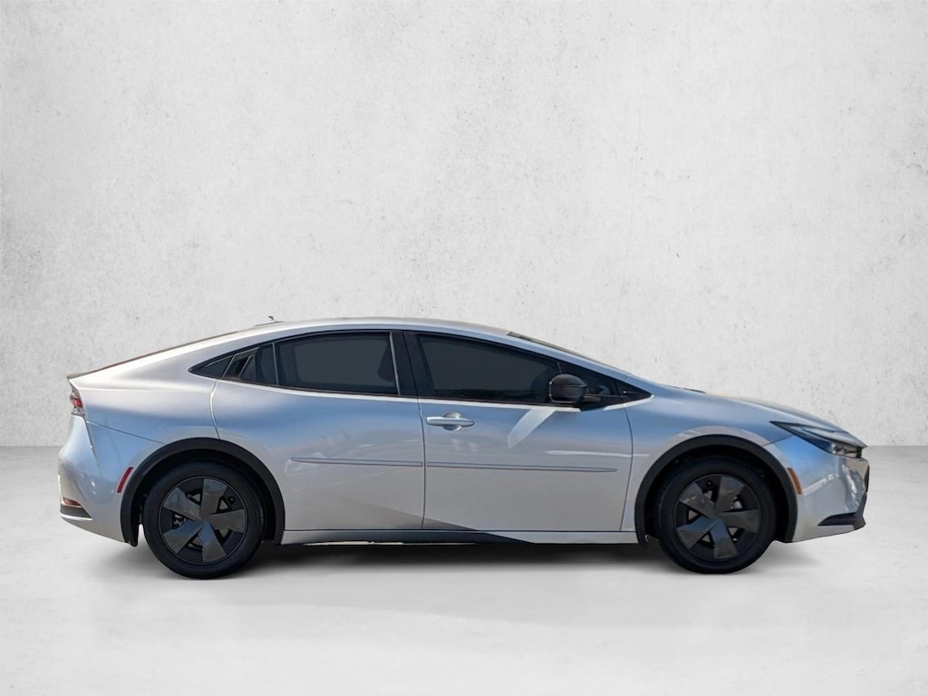 Used 2024 Toyota Prius LE Hatchback