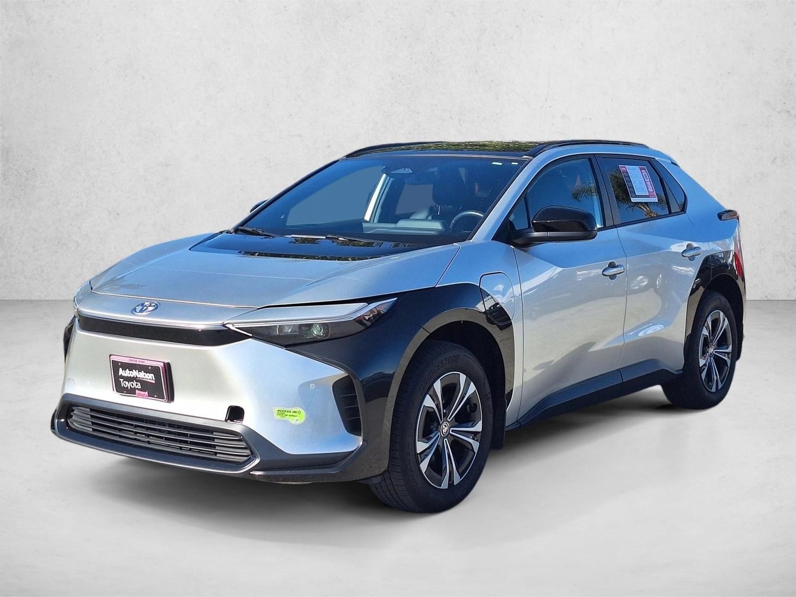 2023 Toyota bZ4X XLE's photo