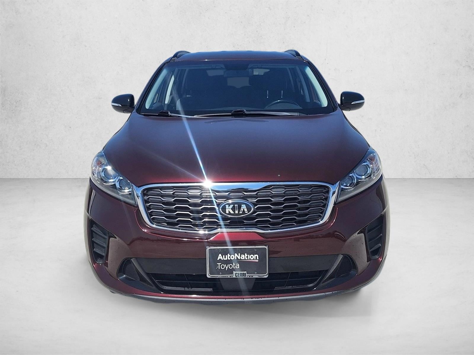 2020 Kia Sorento 3.3L S photo 2