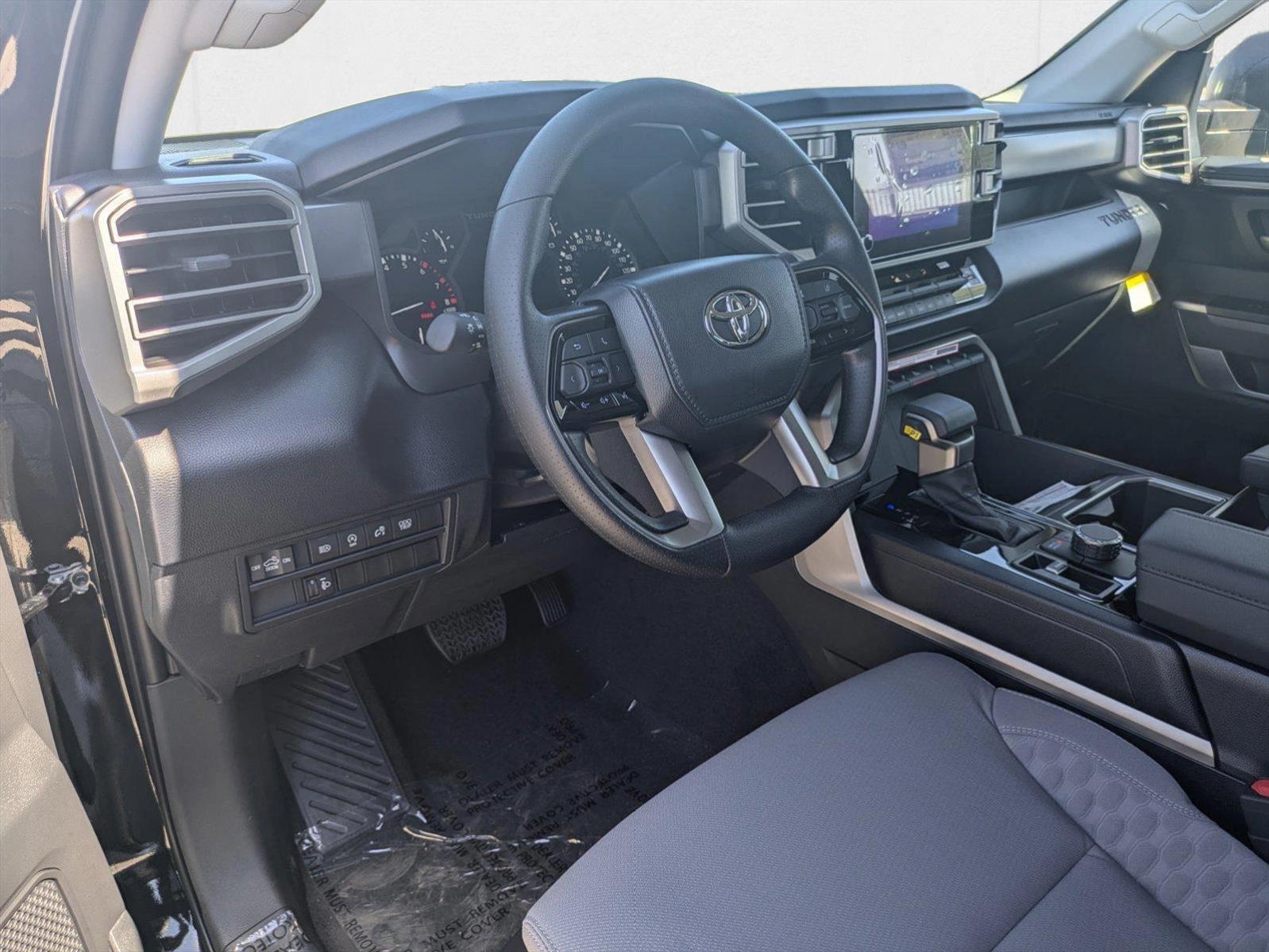 2024 Toyota Tundra SR5 photo 3