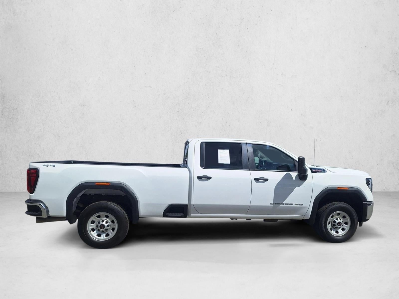 2024 GMC Sierra 3500 HD Pro photo 4