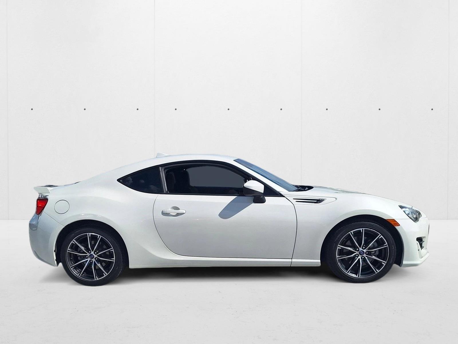 2017 Subaru BRZ Premium photo 4