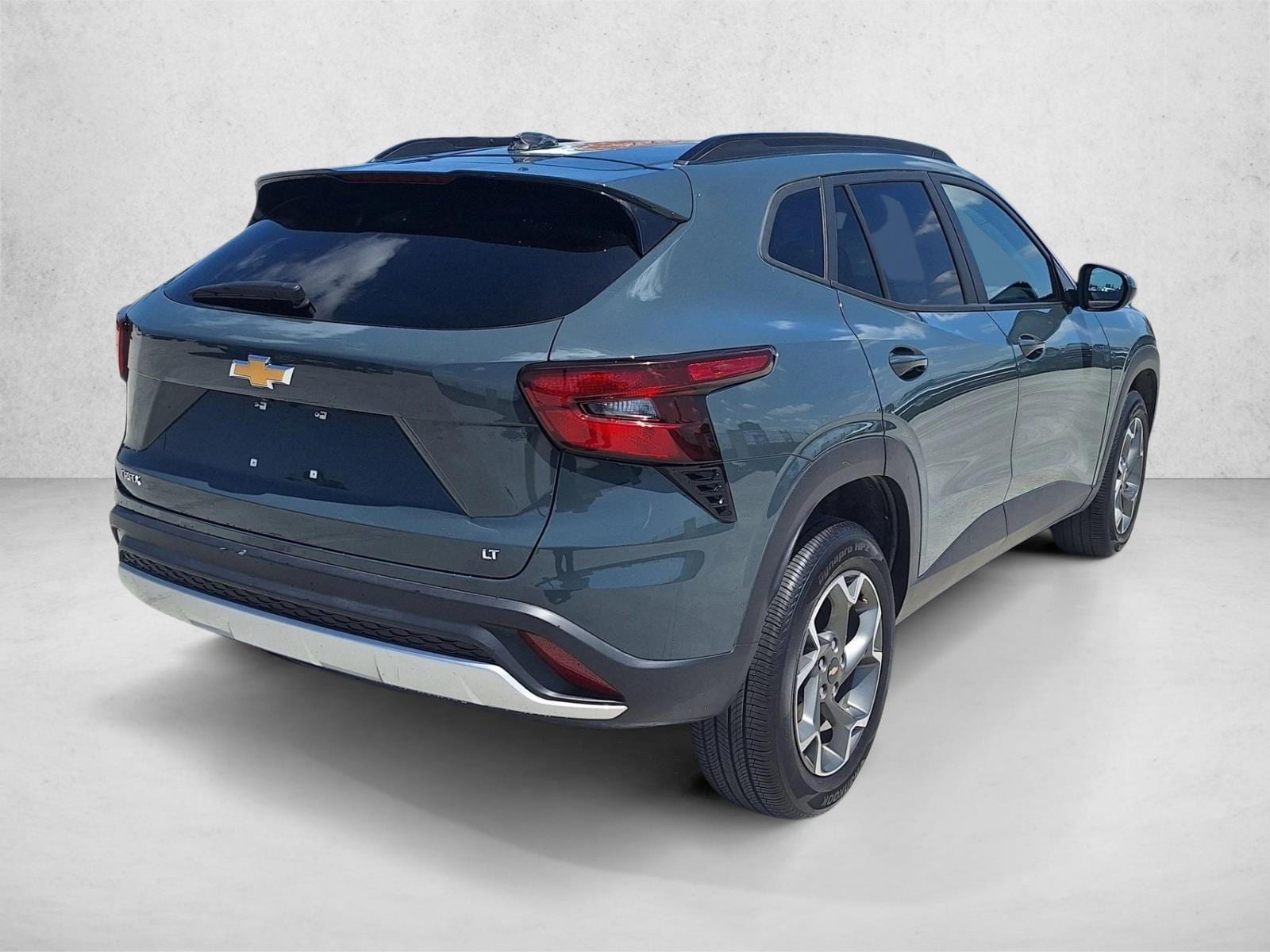 2025 Chevrolet Trax LT photo 5