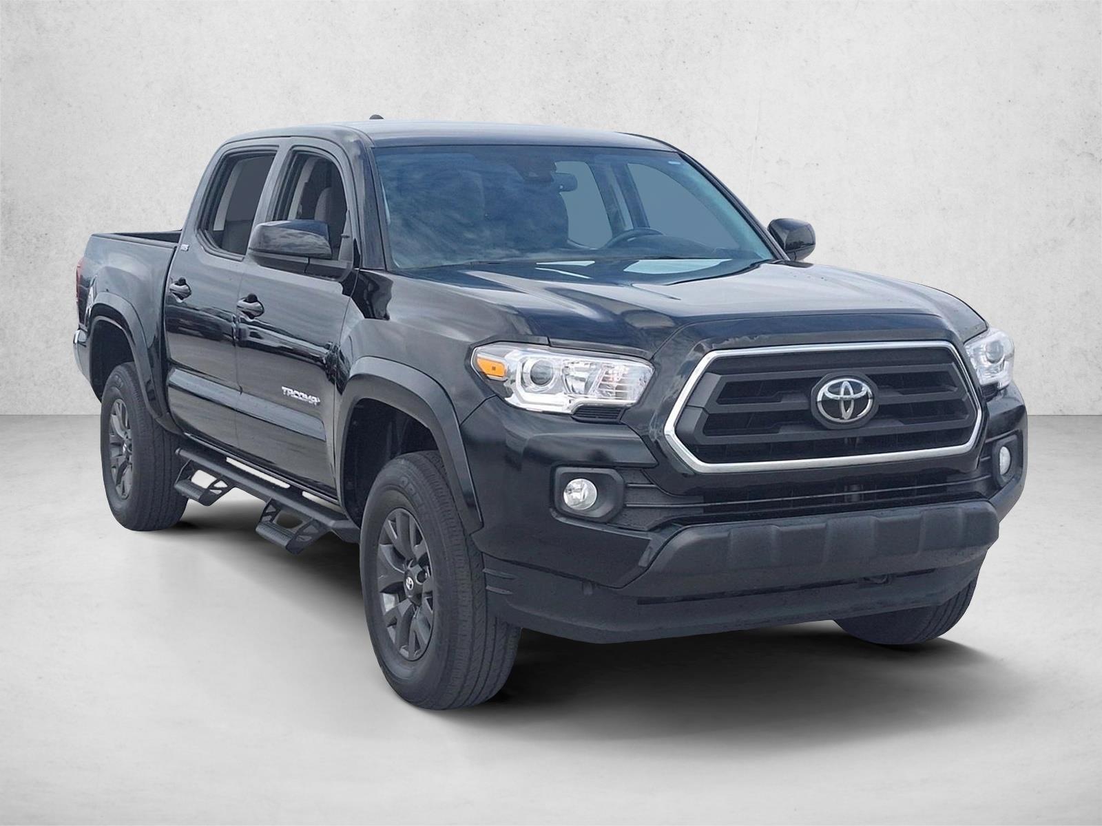 2023 Toyota Tacoma SR5 V6 photo 3