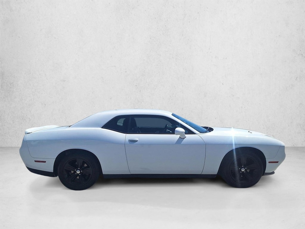 Used 2018 Dodge Challenger SXT Coupe