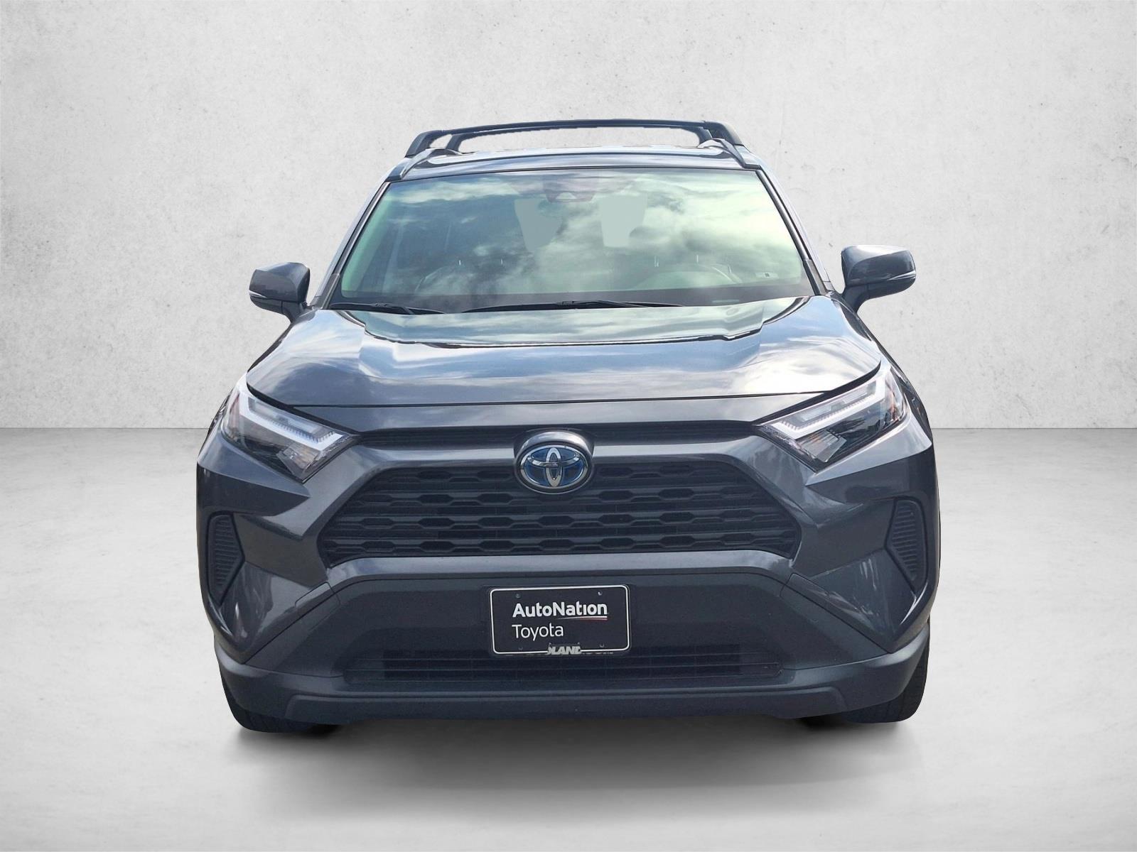 2024 Toyota RAV4 Hybrid LE photo 2
