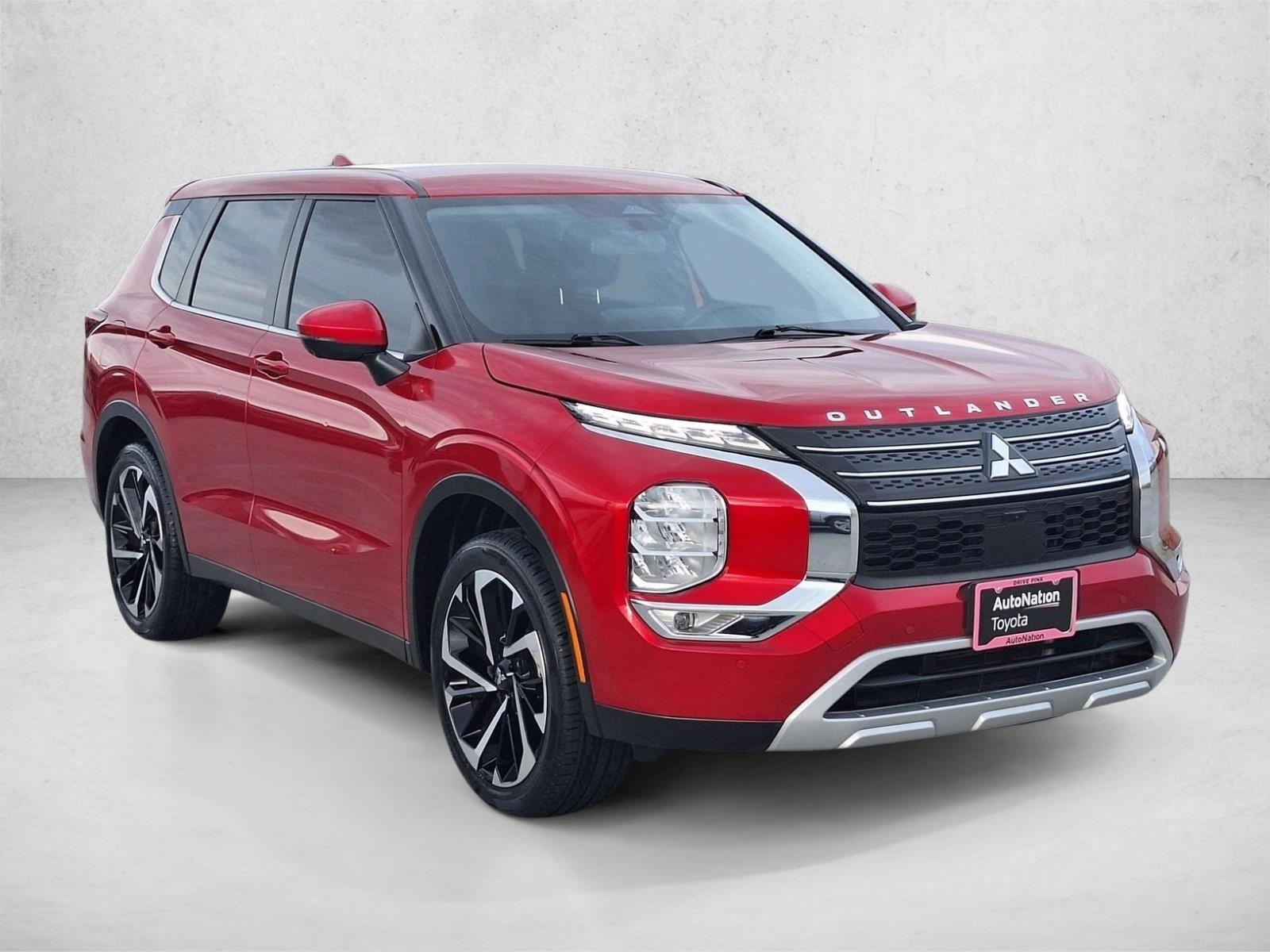 2022 Mitsubishi Outlander SE photo 3