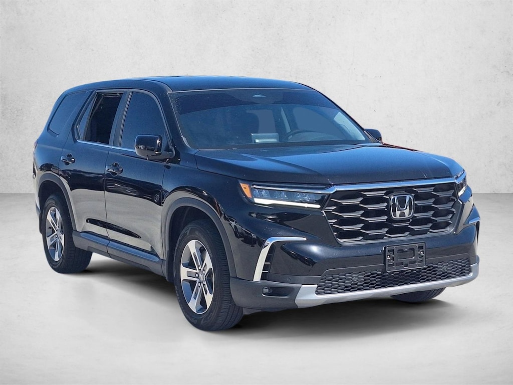Used 2023 Honda Pilot EX-L 8 Passenger SUV