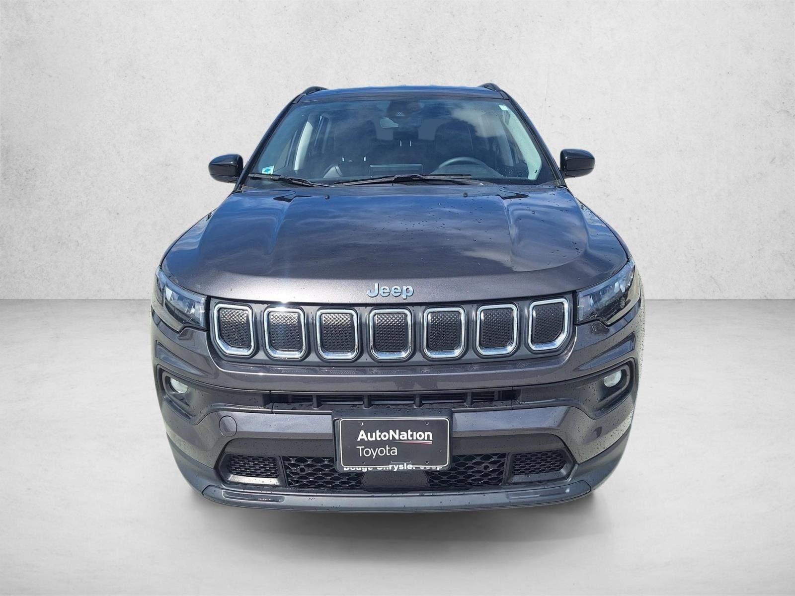 2022 Jeep Compass Latitude photo 2