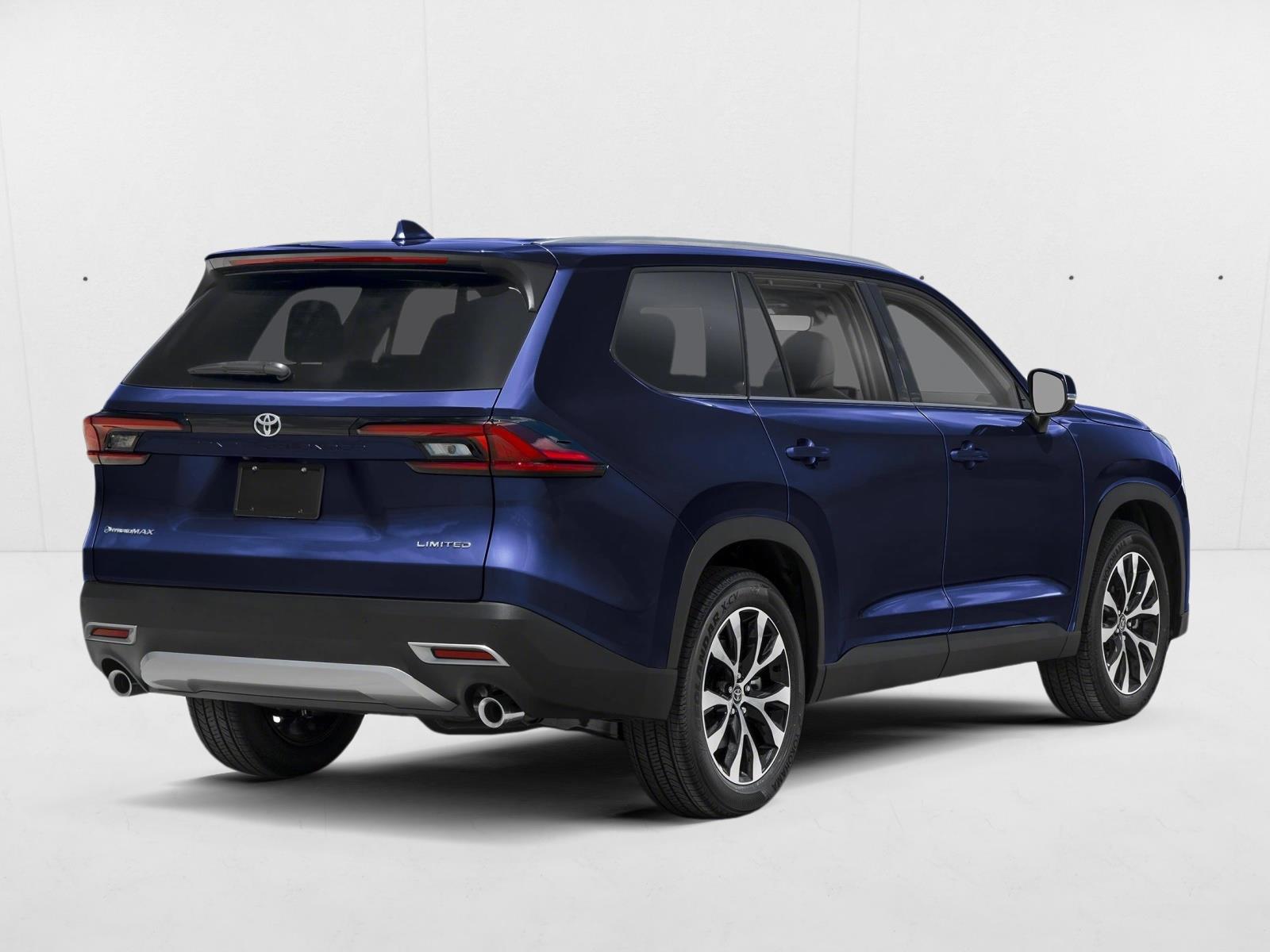 2026 Toyota Highlander Limited Hybrid photo 2
