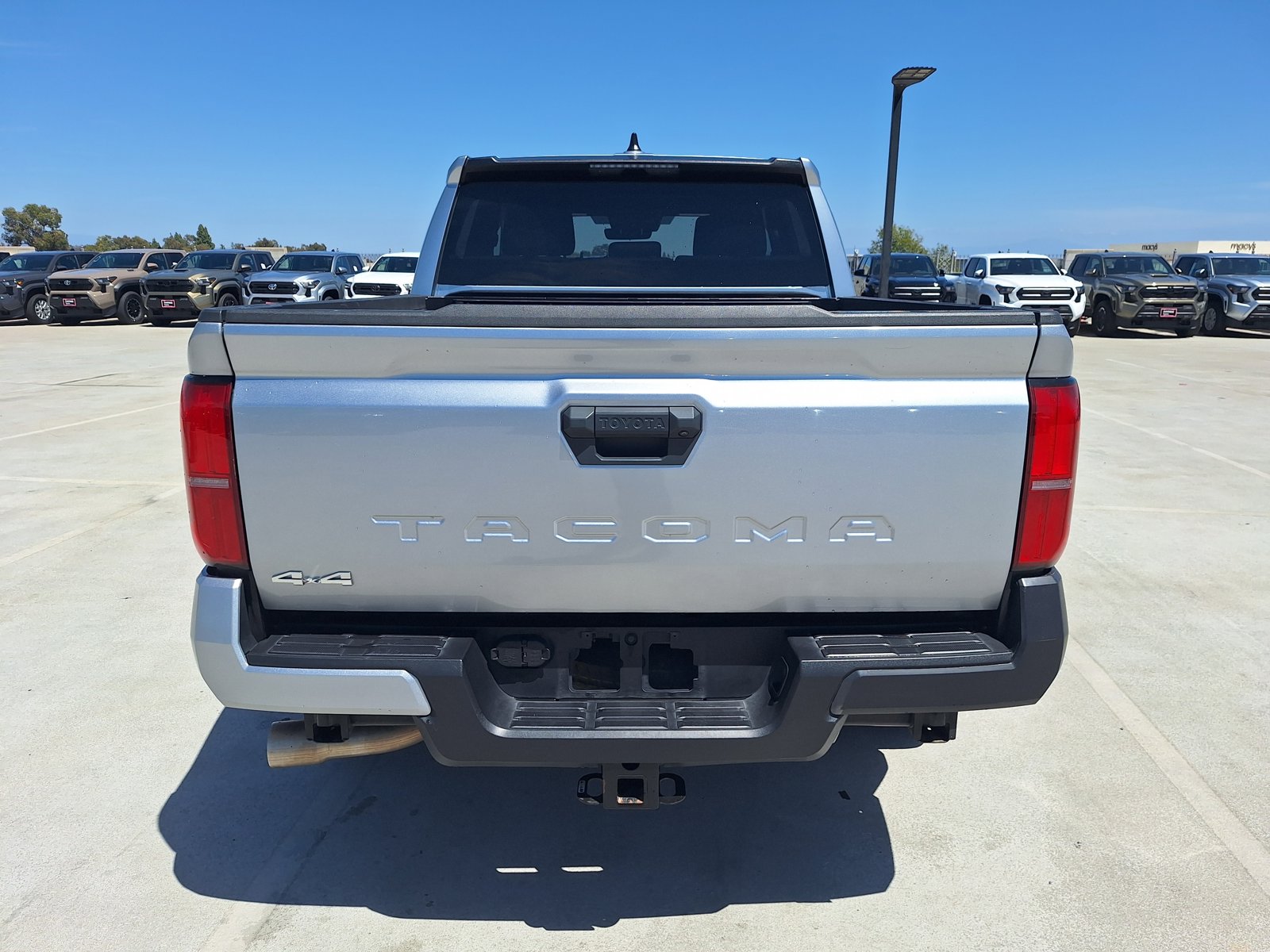 2024 Toyota Tacoma SR5 photo 6