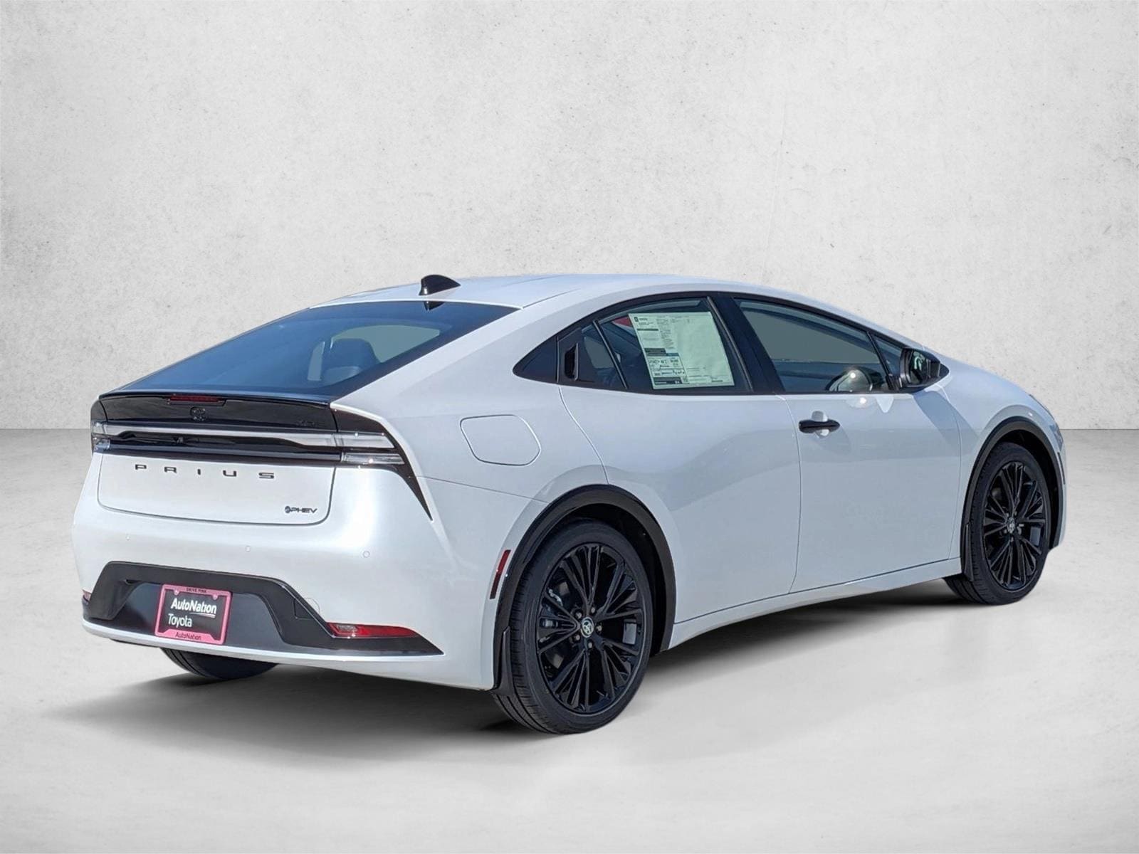 2025 Toyota Camry SE photo 2