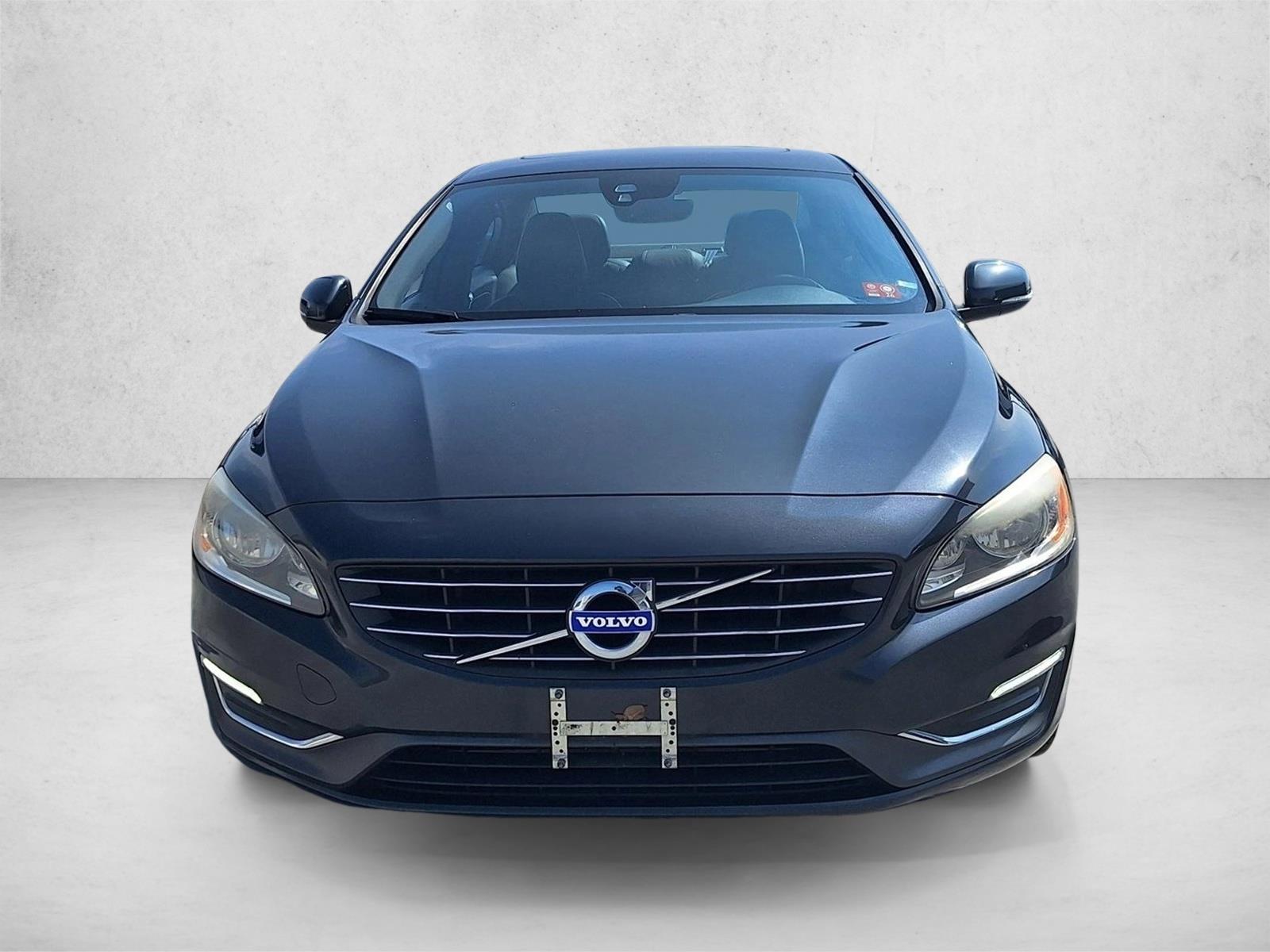 2015 Volvo S60 T5 Premier Drive-E photo 2