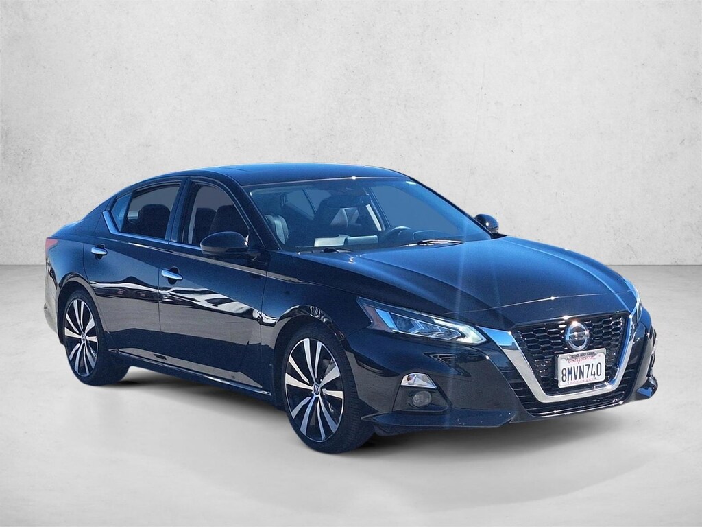 Used 2019 Nissan Altima 2.5 Platinum Sedan