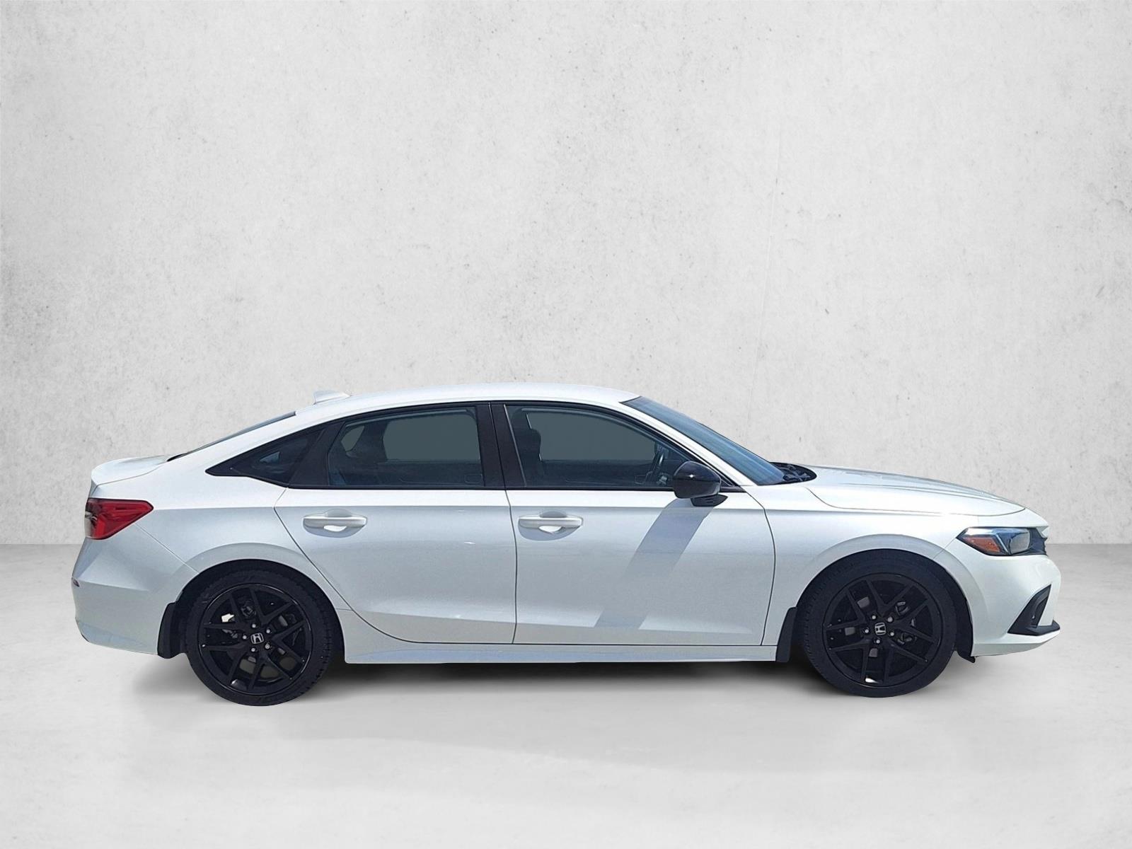 2022 Honda Civic Sport photo 4