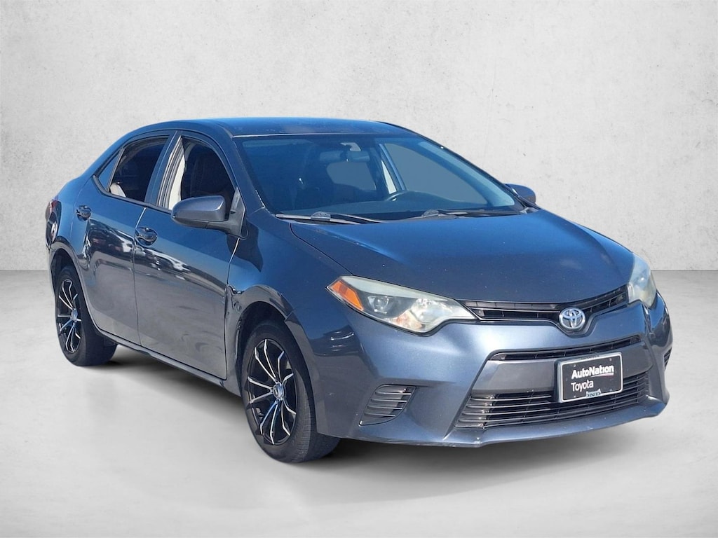 Used 2016 Toyota Corolla LE Sedan