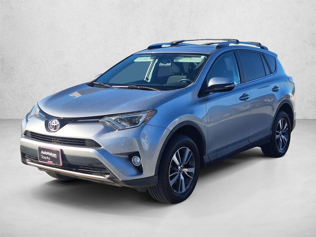 Used 2016 Toyota RAV4 XLE SUV