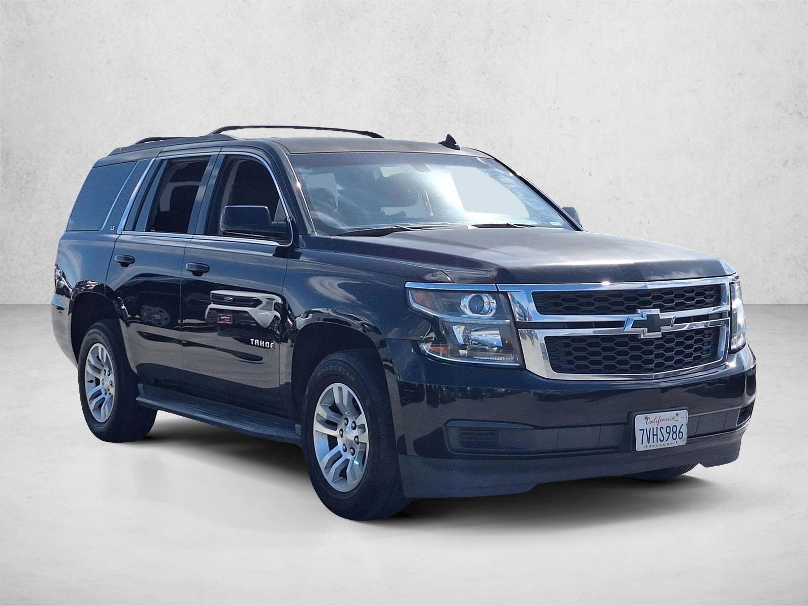 2016 Chevrolet Tahoe LS photo 3