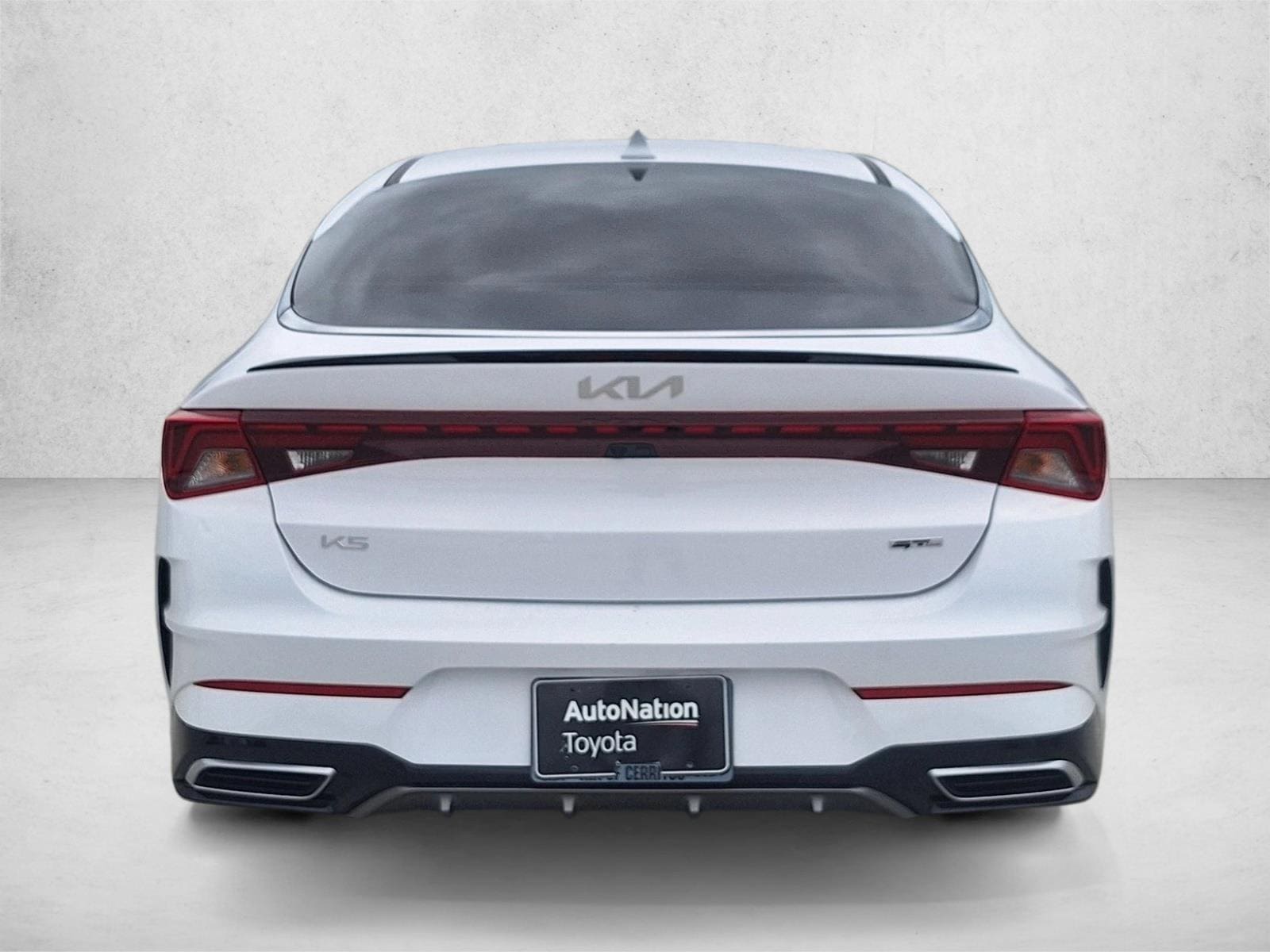 2024 Kia K5 GT-Line photo 6