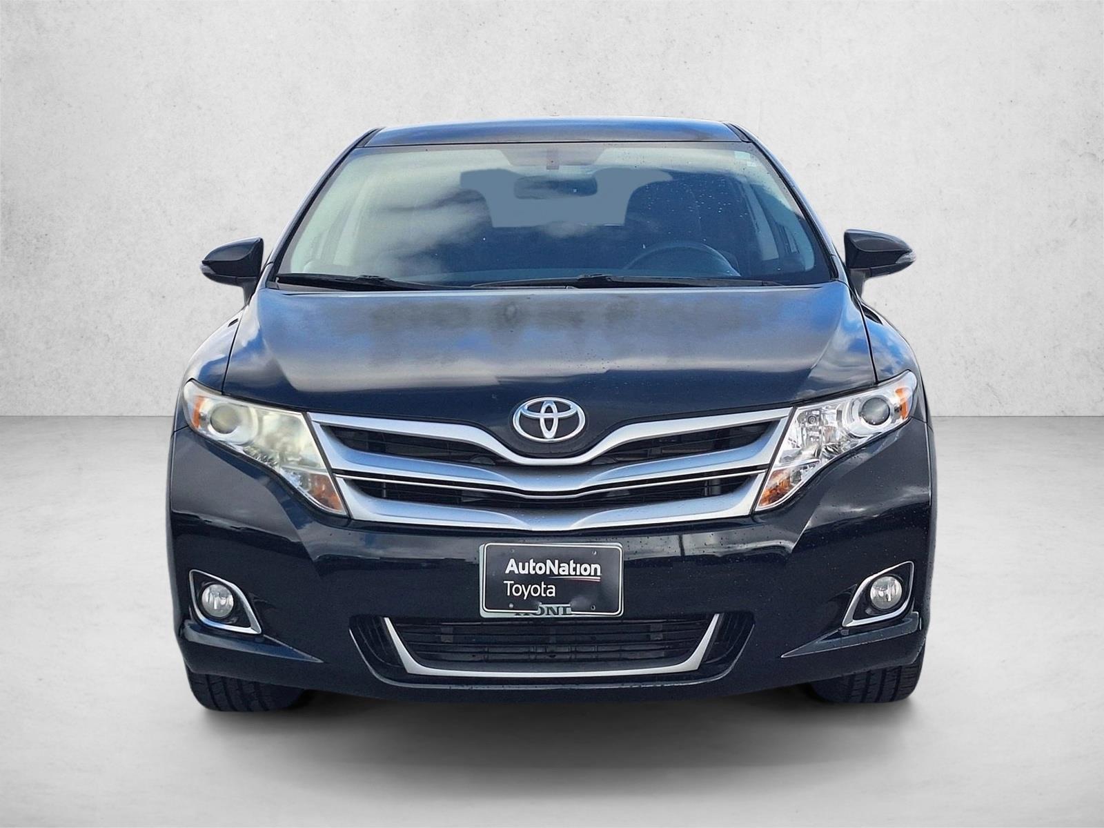 2013 Toyota Venza LE photo 2