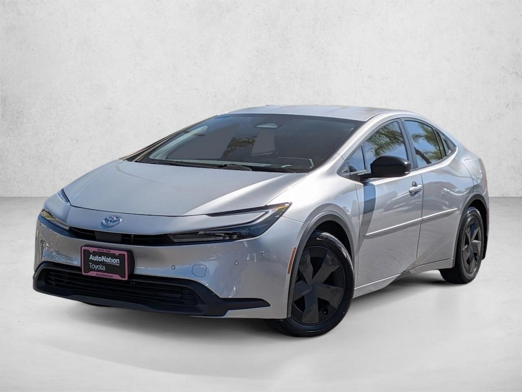Used 2024 Toyota Prius LE Hatchback