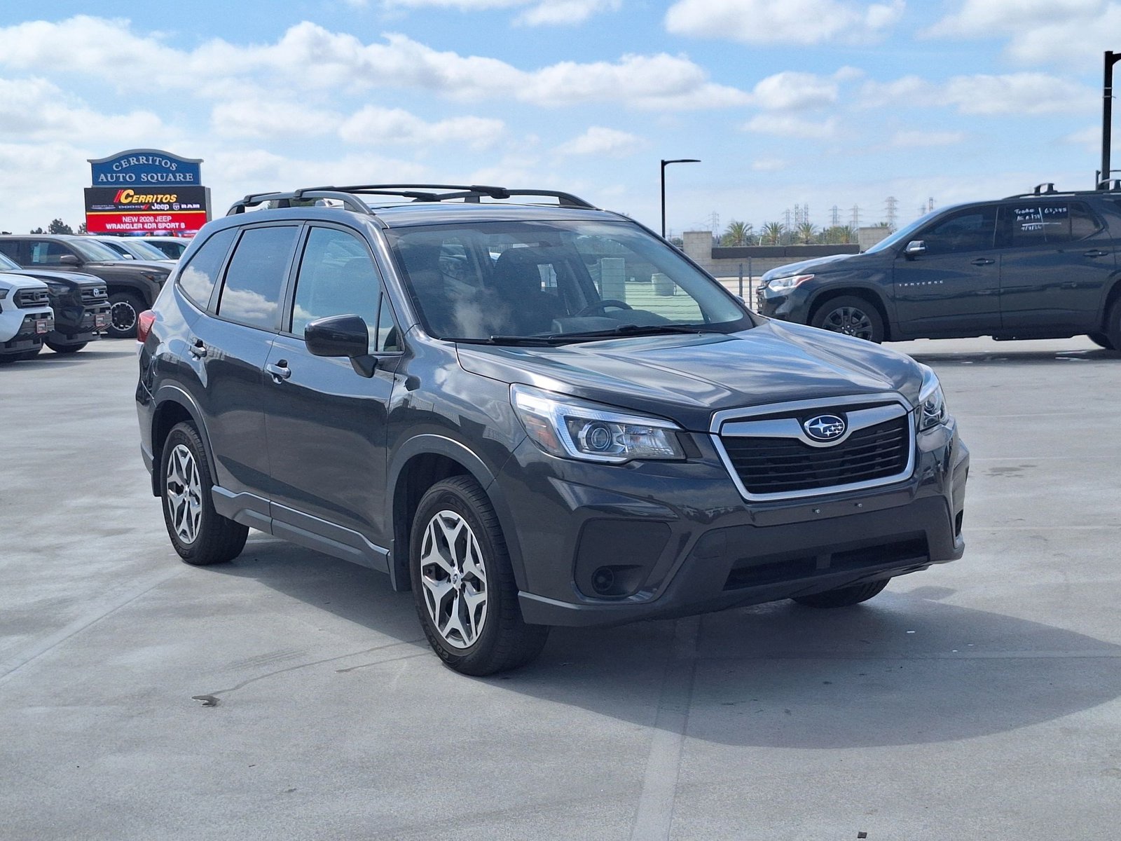 2019 Subaru Forester Premium photo 3