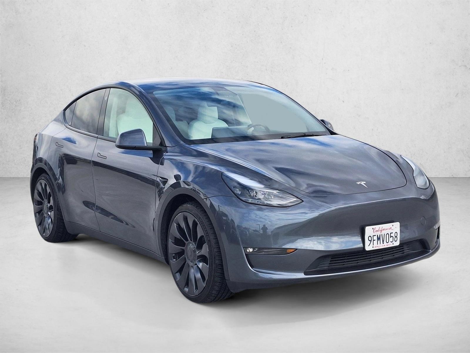 2023 Tesla Model Y Performance photo 3
