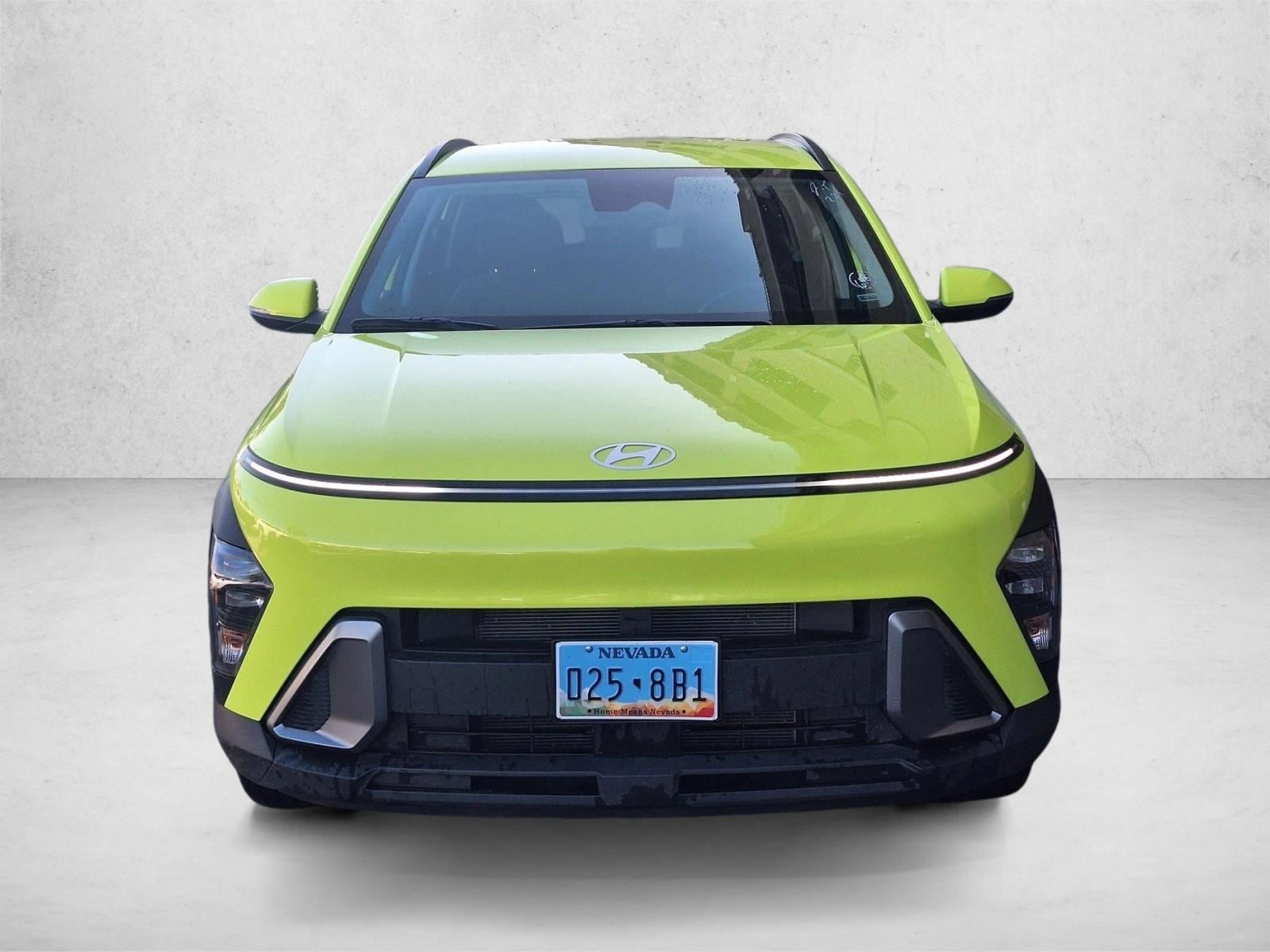 2025 Hyundai Kona SEL photo 2
