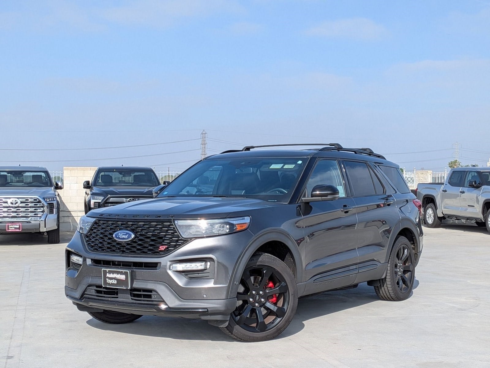 2020 Ford Explorer ST 4WD's photo