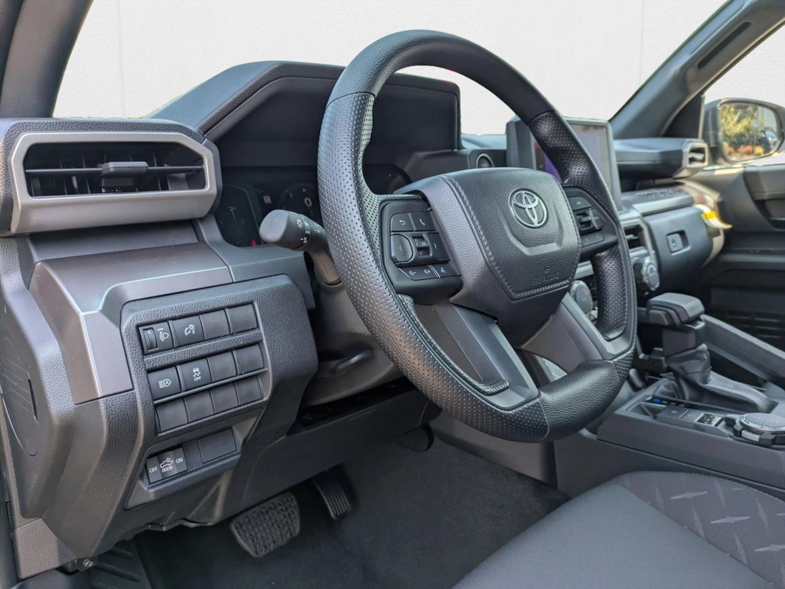 2025 Toyota Tacoma SR5 4x4 Double Cab photo 3