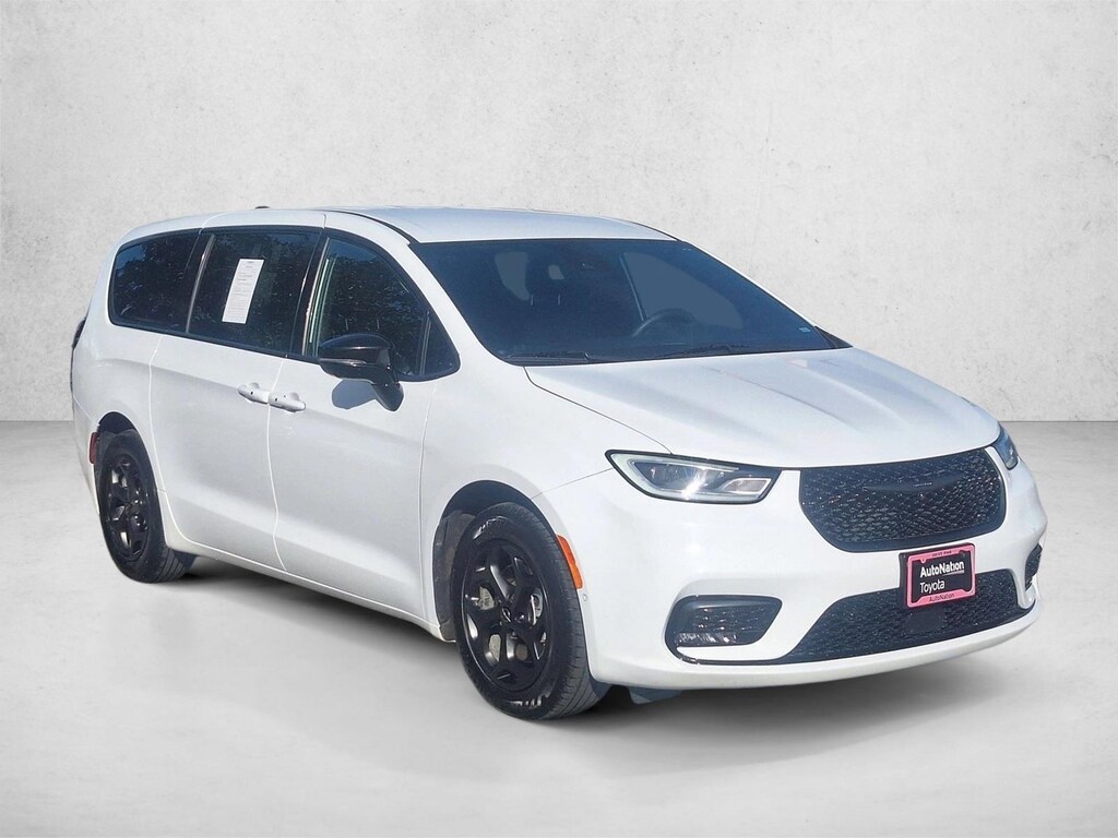 Used 2024 Chrysler Pacifica Plug-In Hybrid Select Van Passenger Van