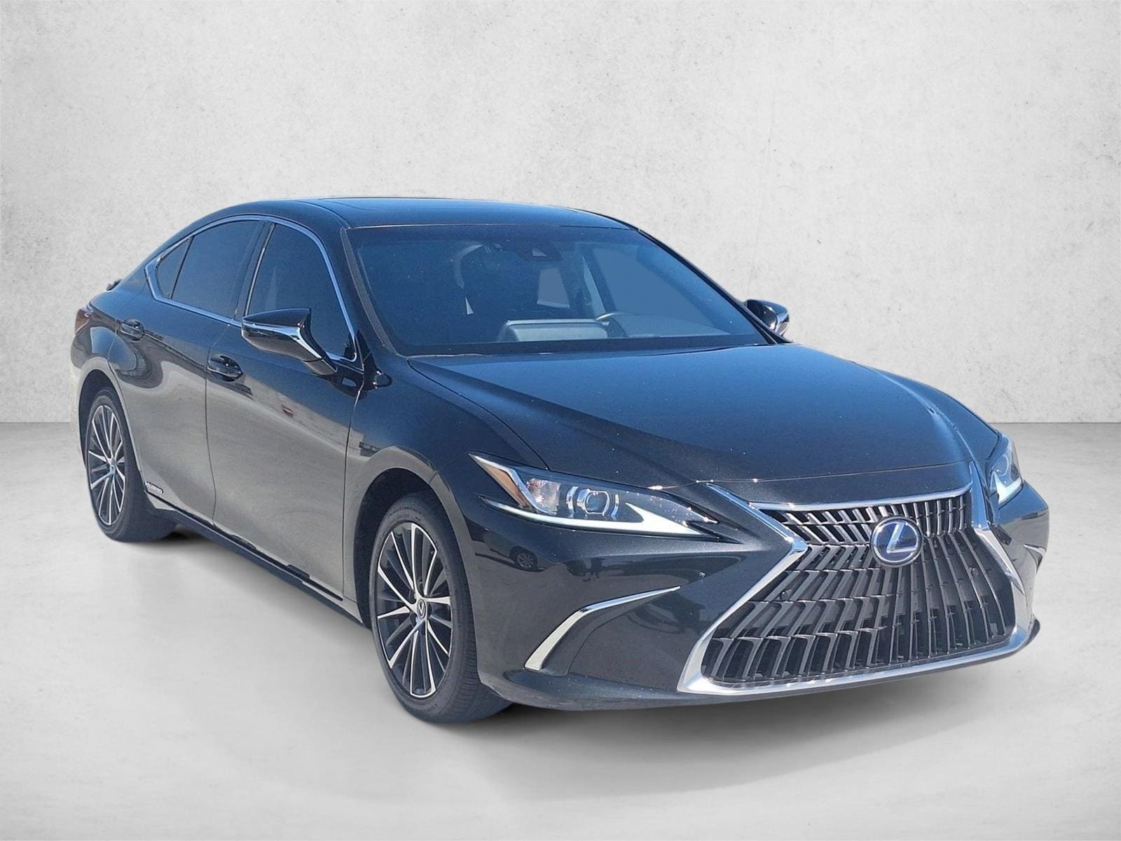 2022 LEXUS ES 300h photo 3