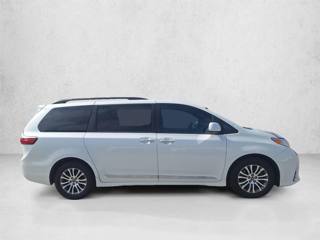 Certified 2019 Toyota Sienna XLE 8 Passenger Van