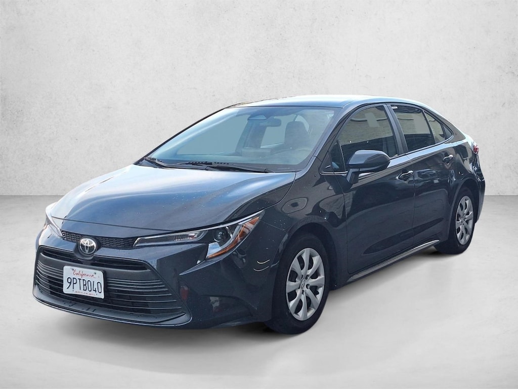 Certified 2025 Toyota Corolla LE Sedan