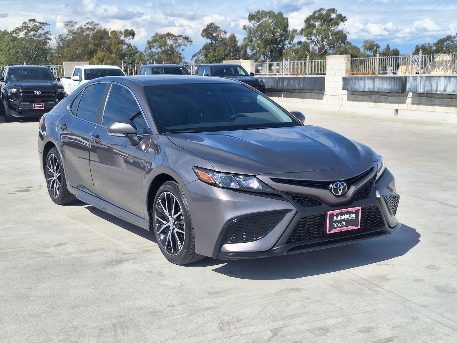 2024 Toyota Camry SE photo 3