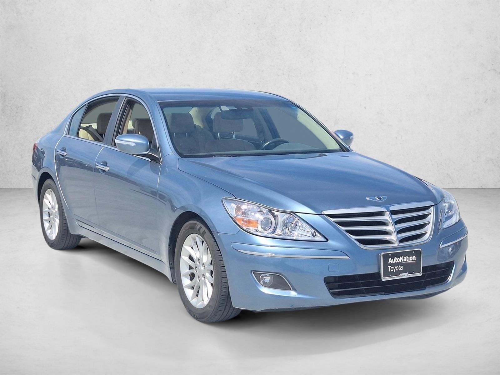 2009 Hyundai Genesis 3.8 photo 3