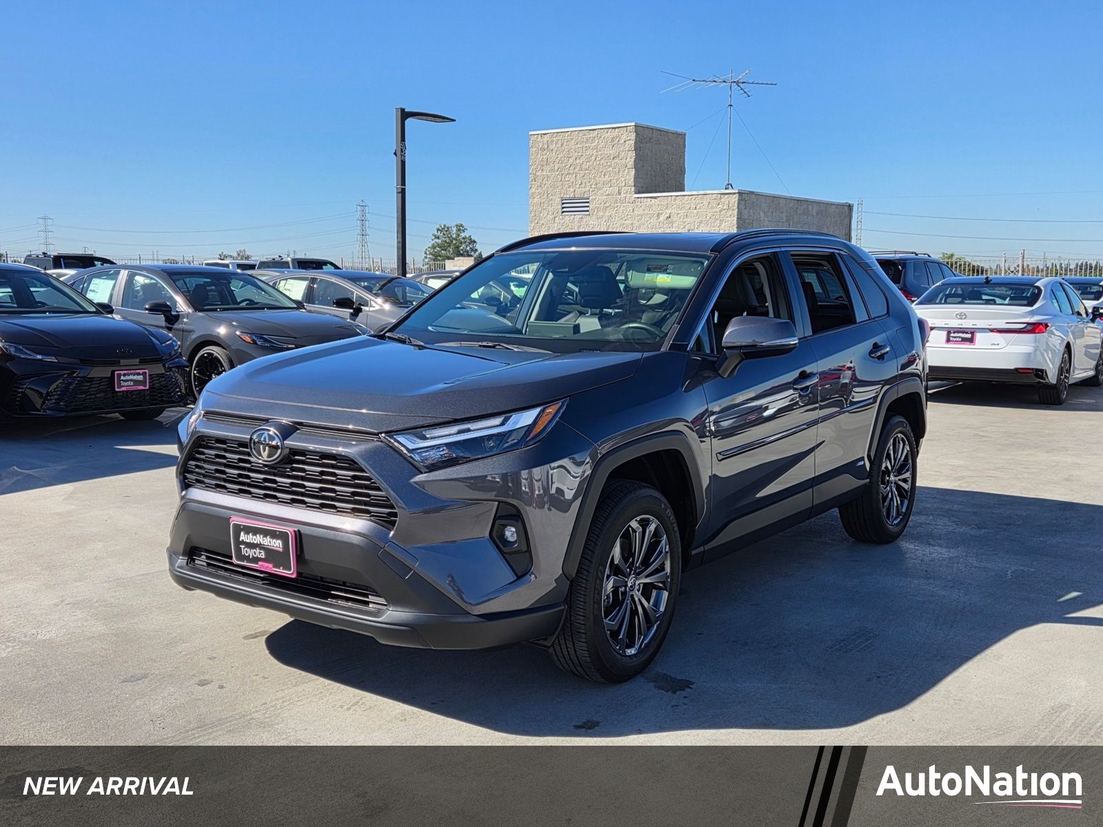  Toyota RAV4 Hybrid