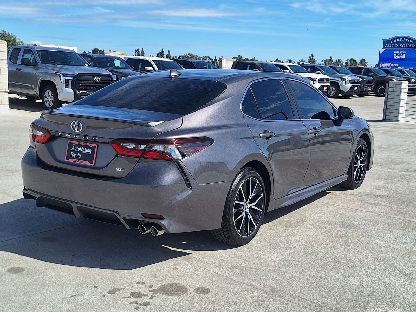 2024 Toyota Camry SE photo 5