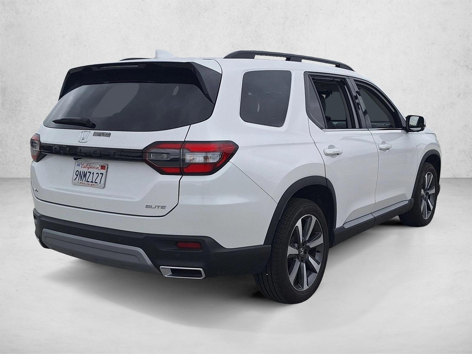 2025 Honda Pilot Elite photo 5