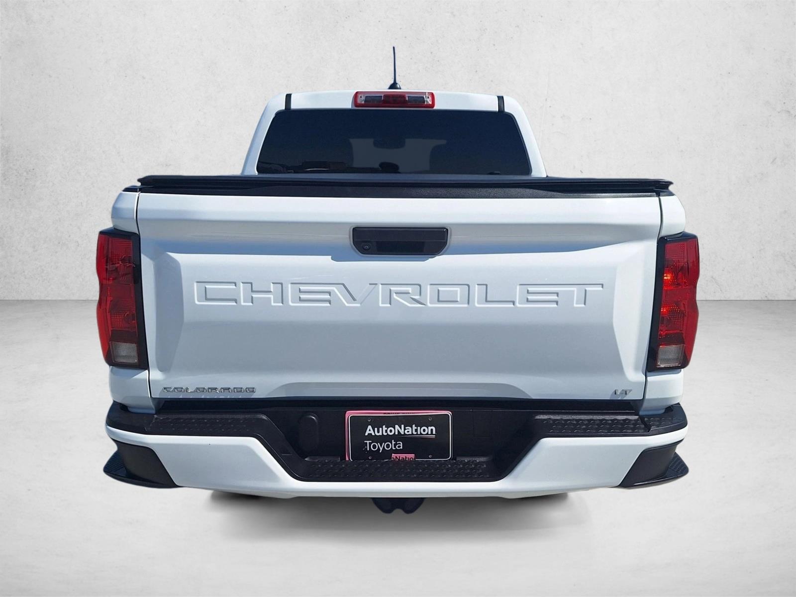 2024 Chevrolet Colorado LT photo 6