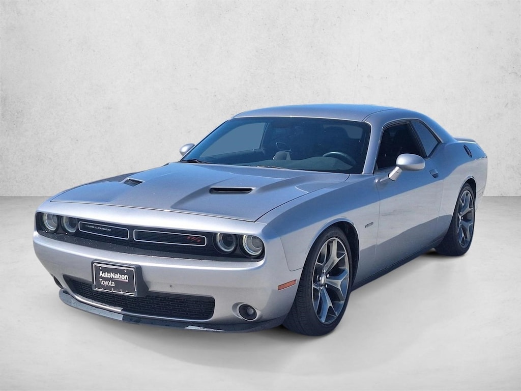 Used 2015 Dodge Challenger SXT Coupe